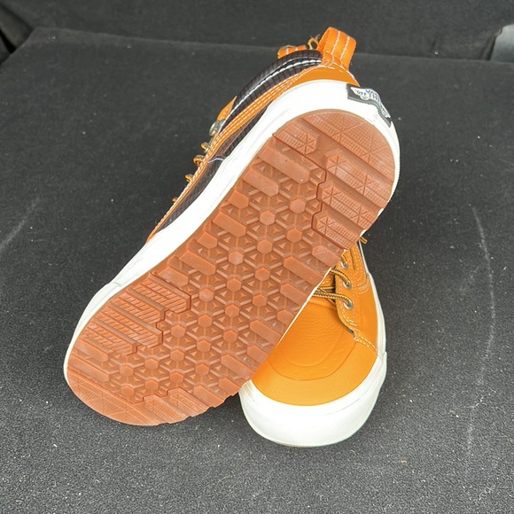 NEW Vans SK8-High 2.0 All Weather MTE 360 Sneakers - Picture 5 of 8